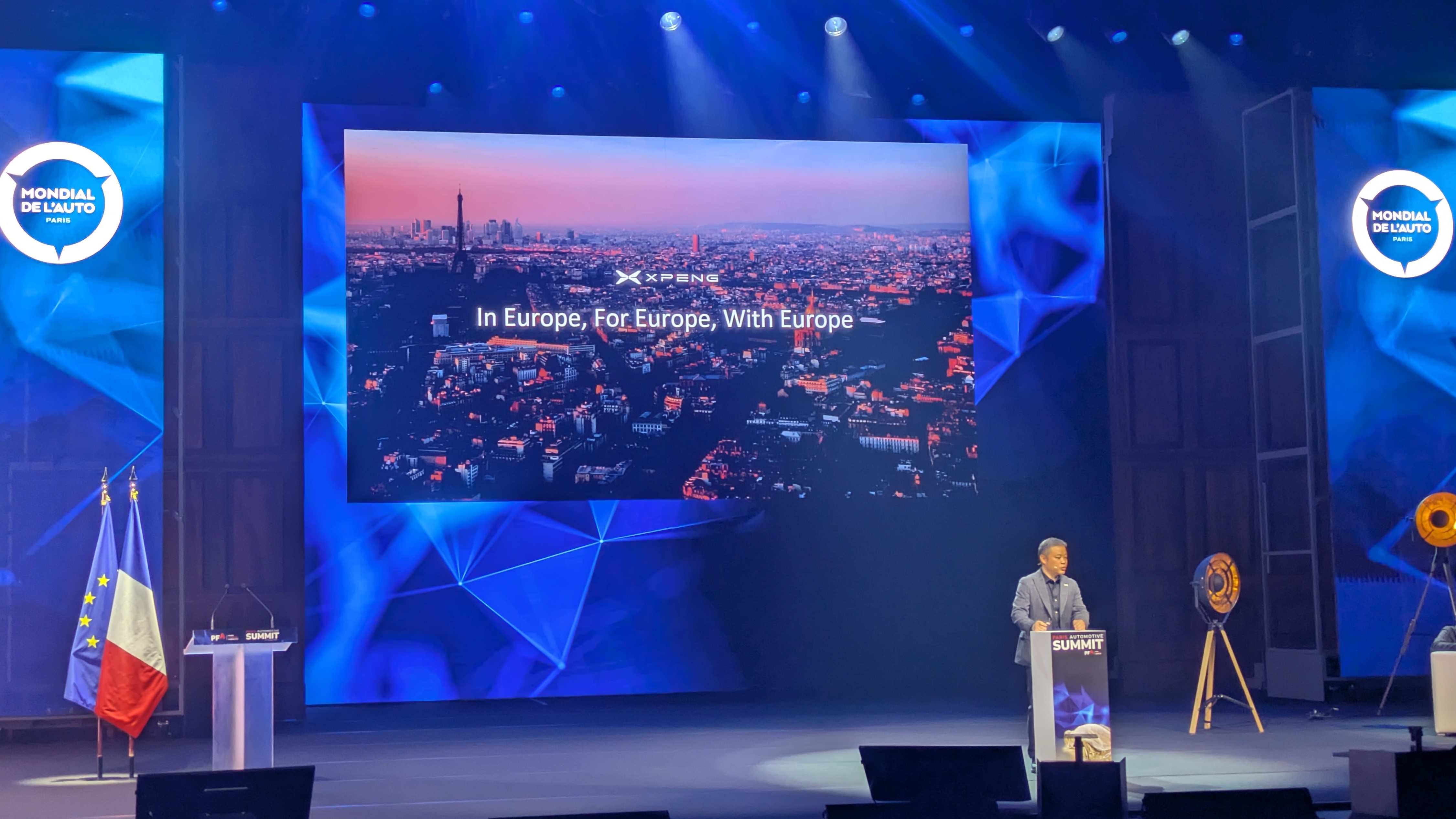 Paris Motor Show Topline: European Automakers Cling To The Past, Chinese Lead To The Future