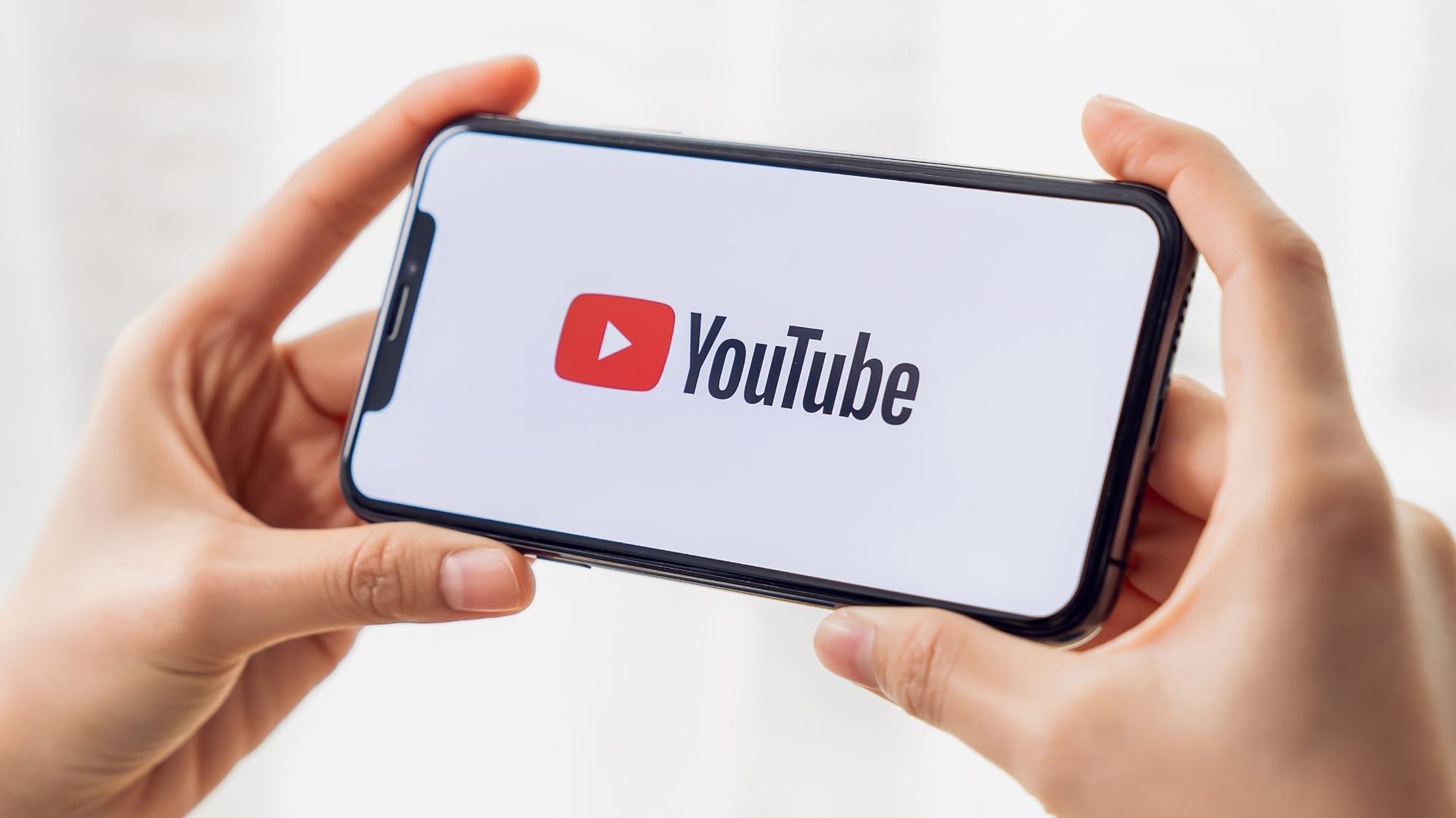 3 hidden YouTube settings you should change right now to protect your privacy