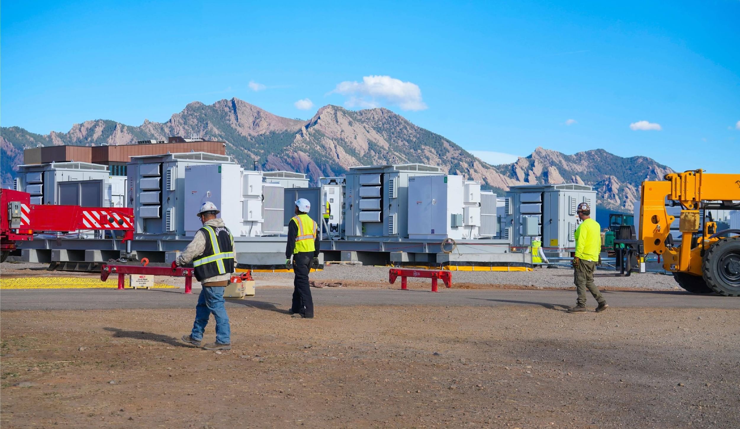 A new class of batteries helps data centers play nicely with the grid