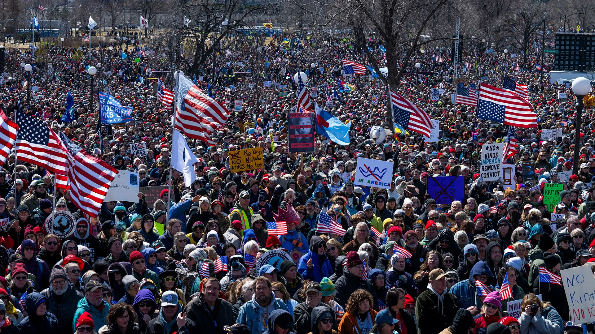 ‘No Kings’ October 17 protest: 2,500 rallies, marches, and parties in all 50 states urge Americans to vote early in midterm election