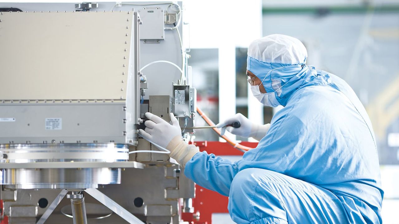 ASML struggling to keep up with demand for chipmaking equipment as AI spending continues to boom