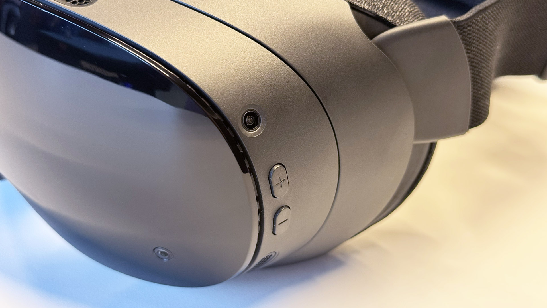 Steam Frame OLED Version Surfaces in Source Code, Suggesting a Possible Hardware Refresh