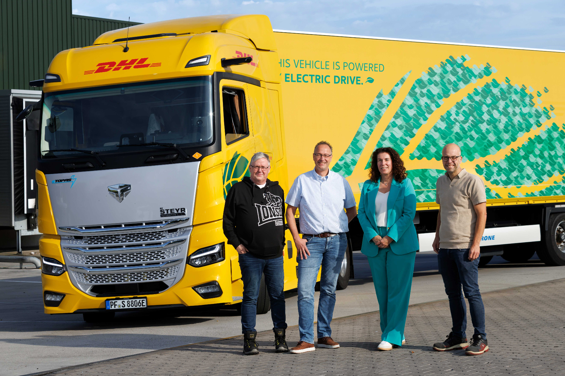 DHL Freight deploys SuperPanther eTopas 600 in daily operations
