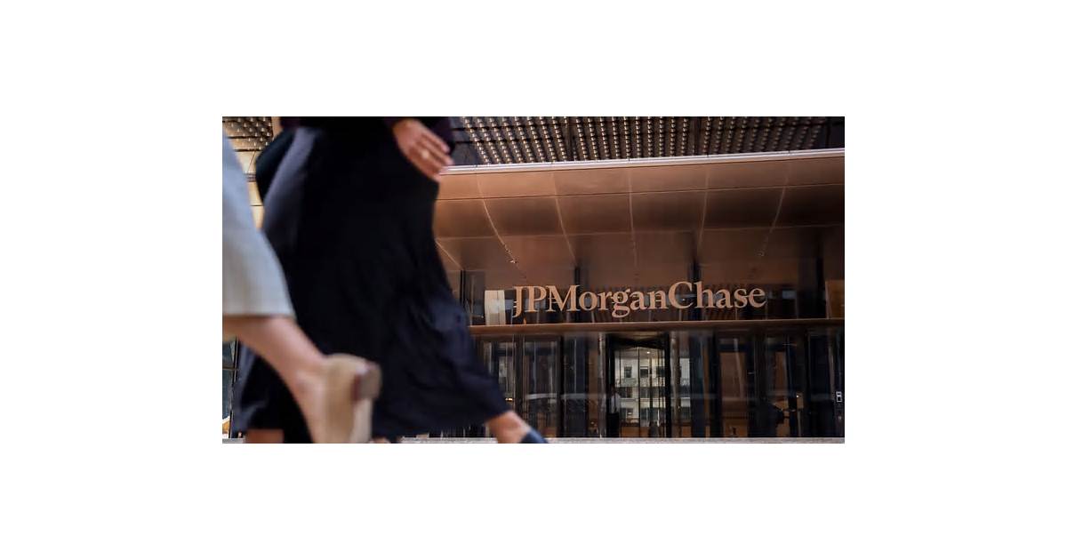 JPMorgan Mulls Revival of Software Debt Deal Lenders Had Shunned