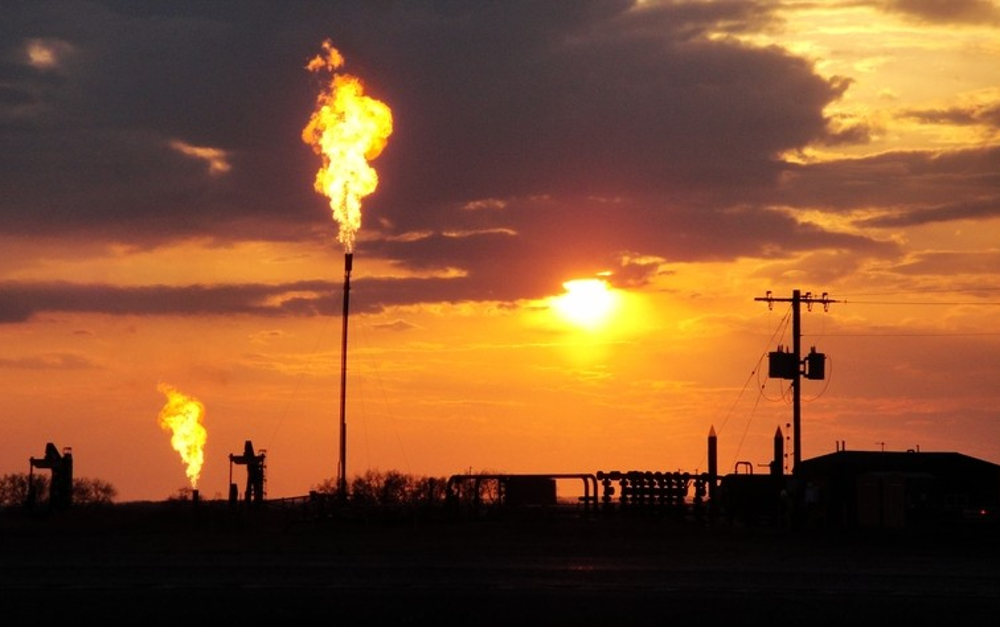 FERC Proposes Blanket Authorization of Certain LNG Projects & Drafts Measures to Weaken Air Quality Reviews of Methane Gas Projects