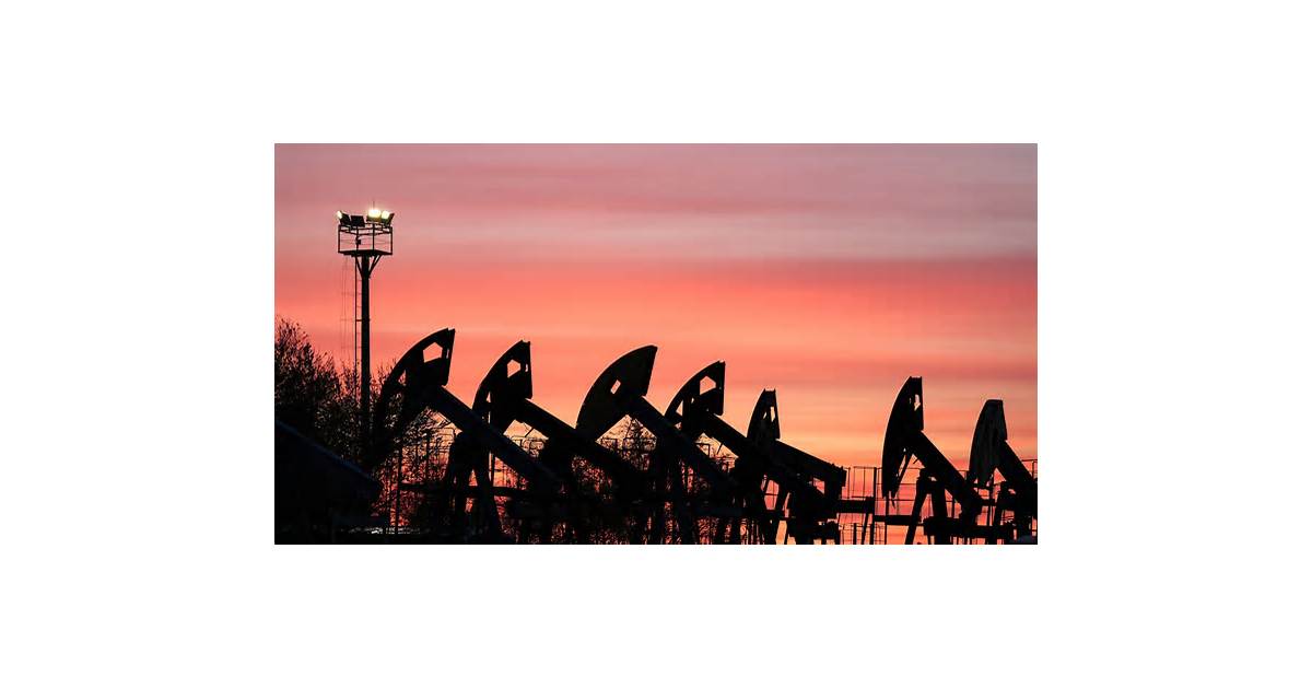 Oil edges down as investors weigh possible US sanctions on 'shadow fleet'