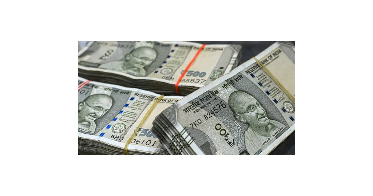 India’s Rupee Rebound Comes With Growing Strains in FX Market