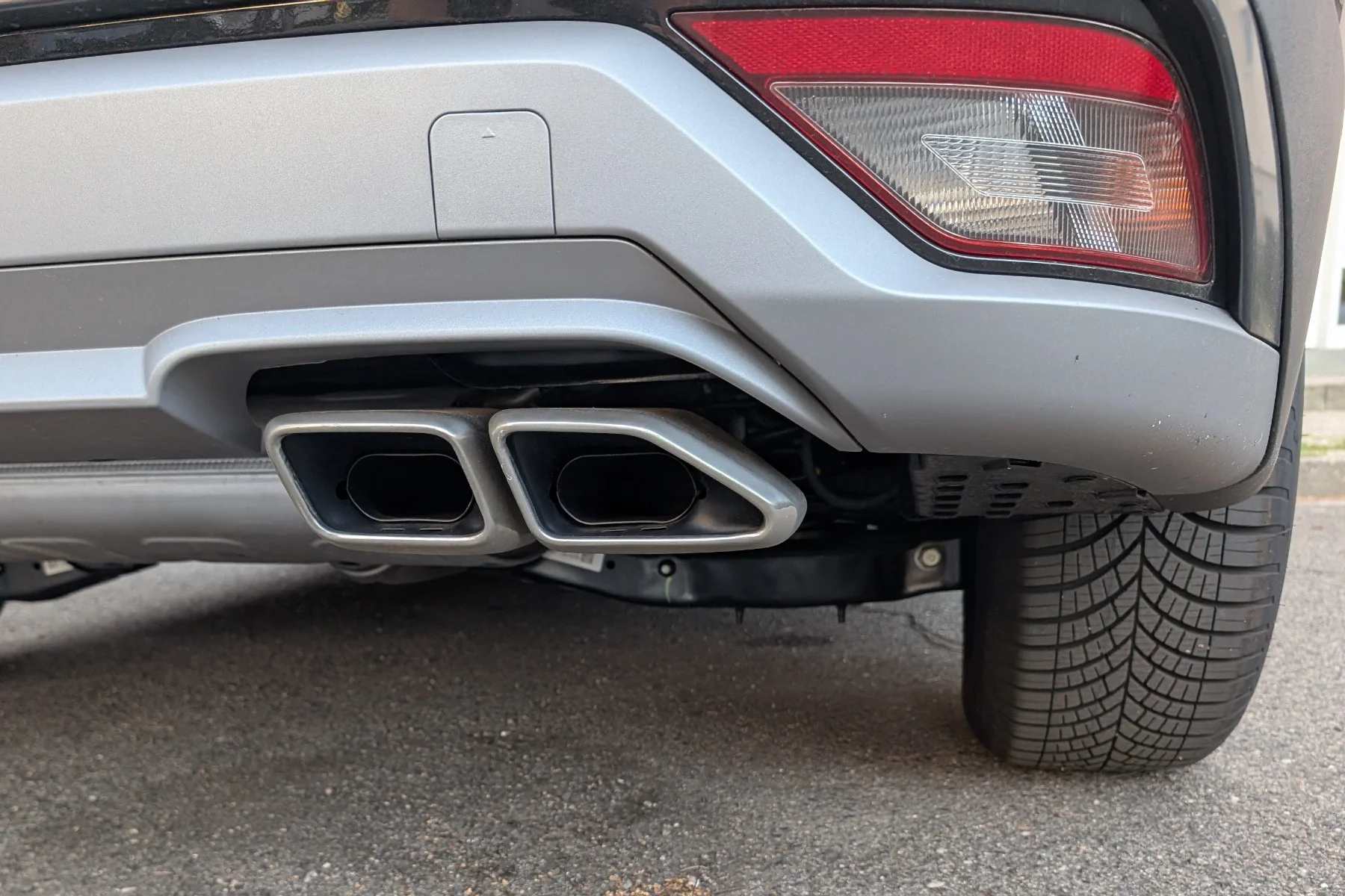 France and Germany propose 90 per cent CO₂ cut for new cars by 2035