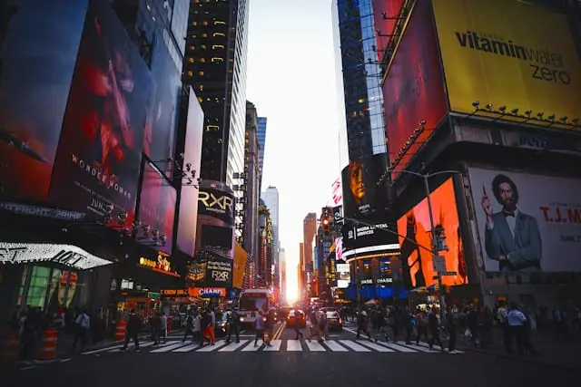 Banks cut reliance on AI giants with Farsight and Ornn