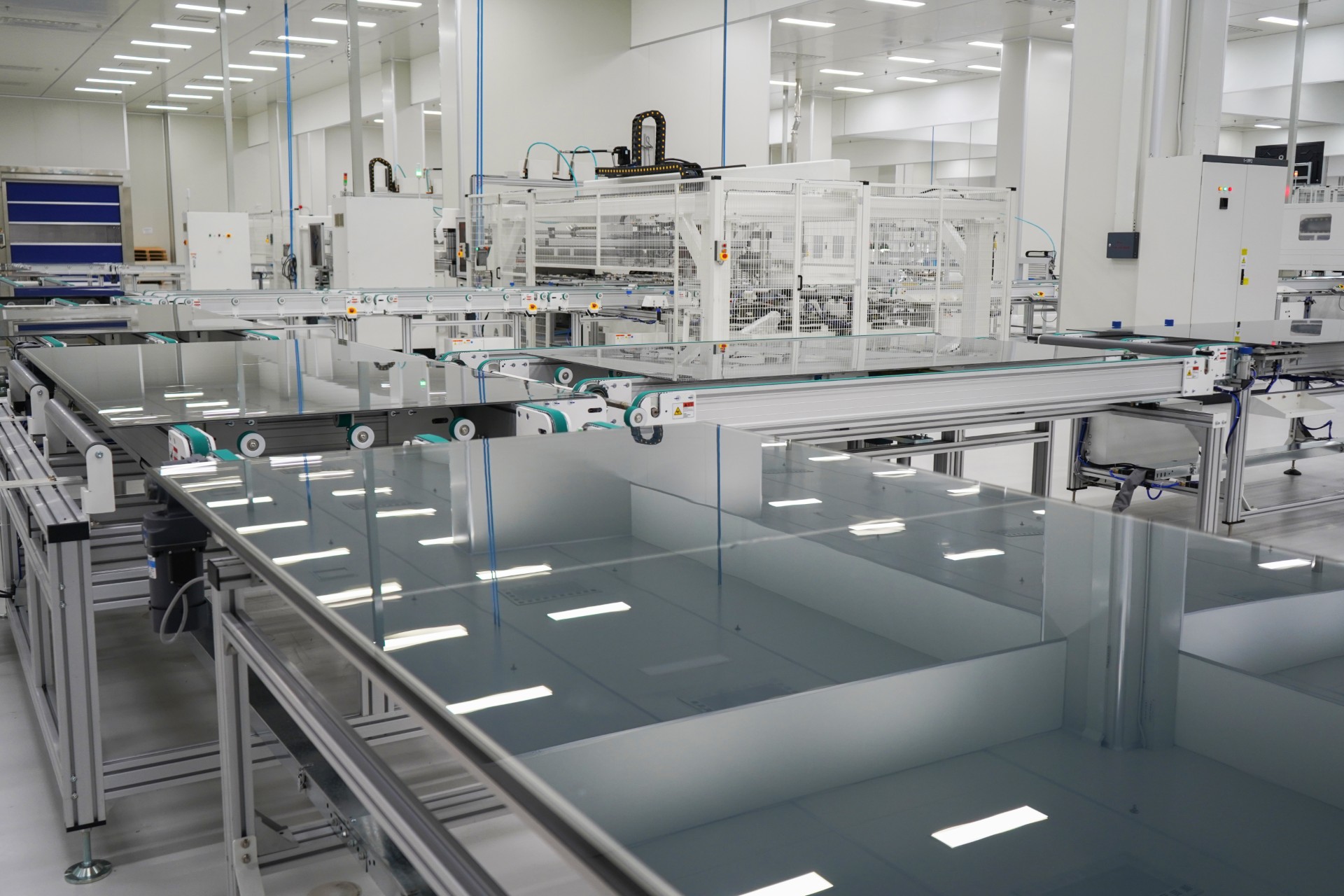 China proposes ban on exports of perovskite, tandem solar manufacturing technology
