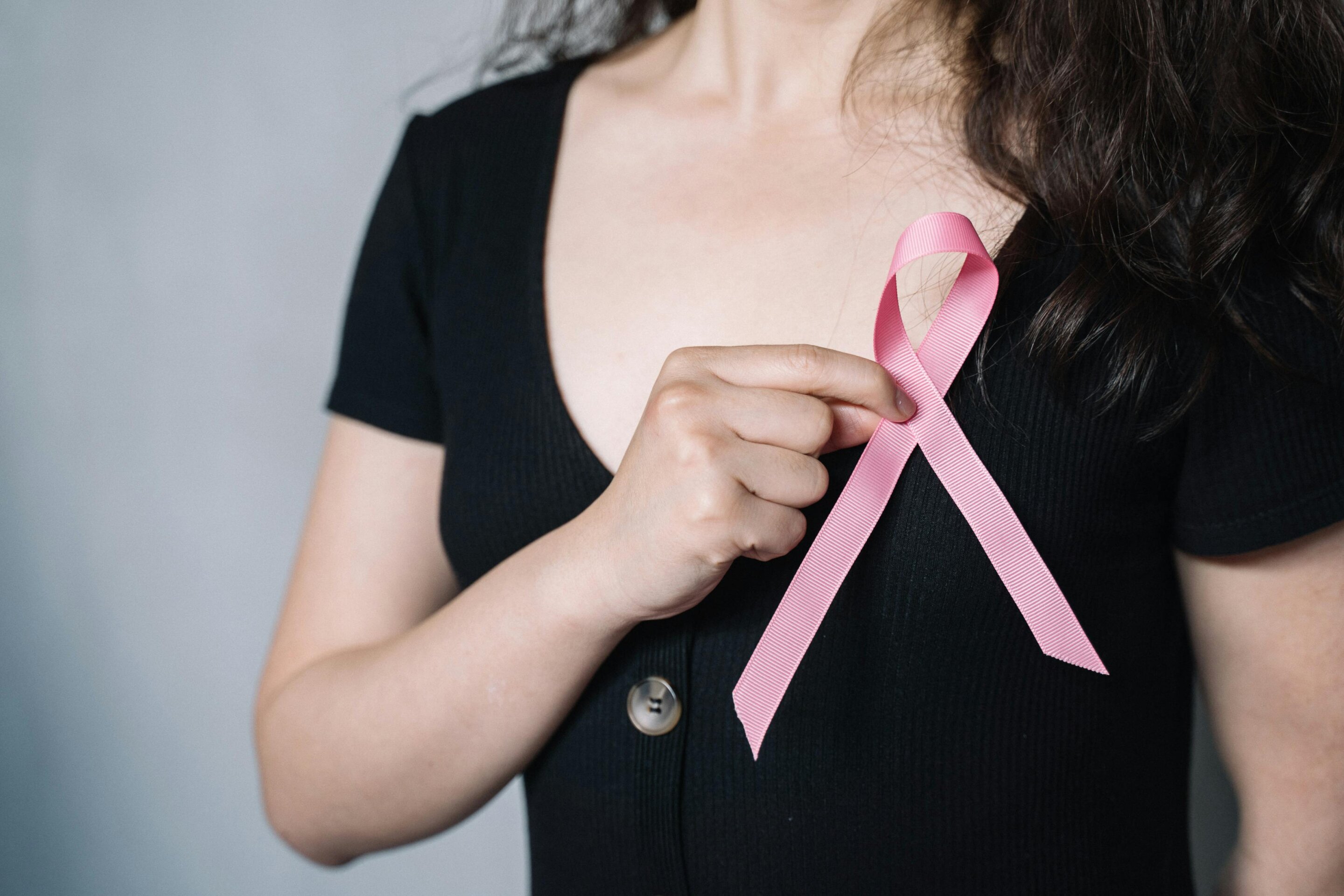 Inflammatory breast cancer: Fast-moving form often lacks lump as warning sign