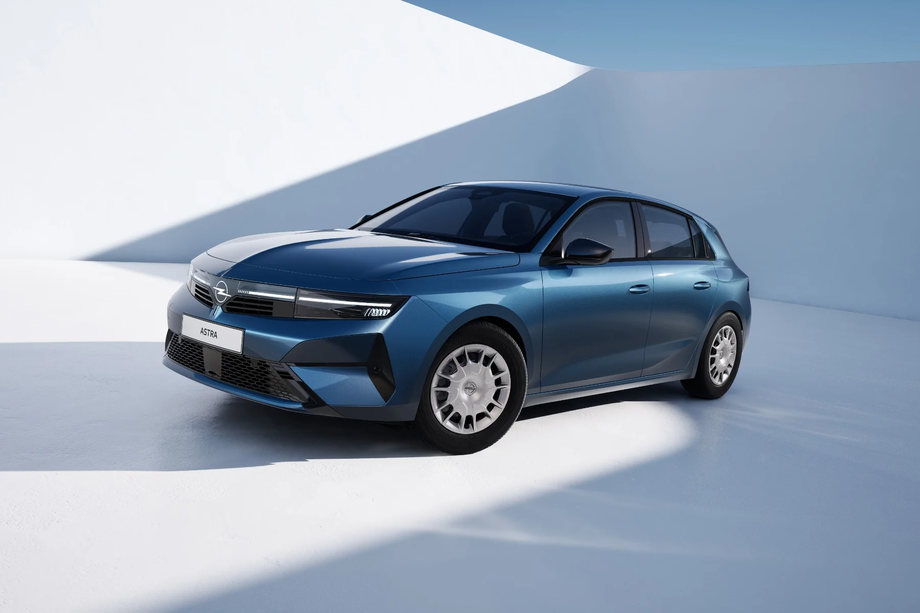 Astra Electric: Opel introduces new base version for €36,490