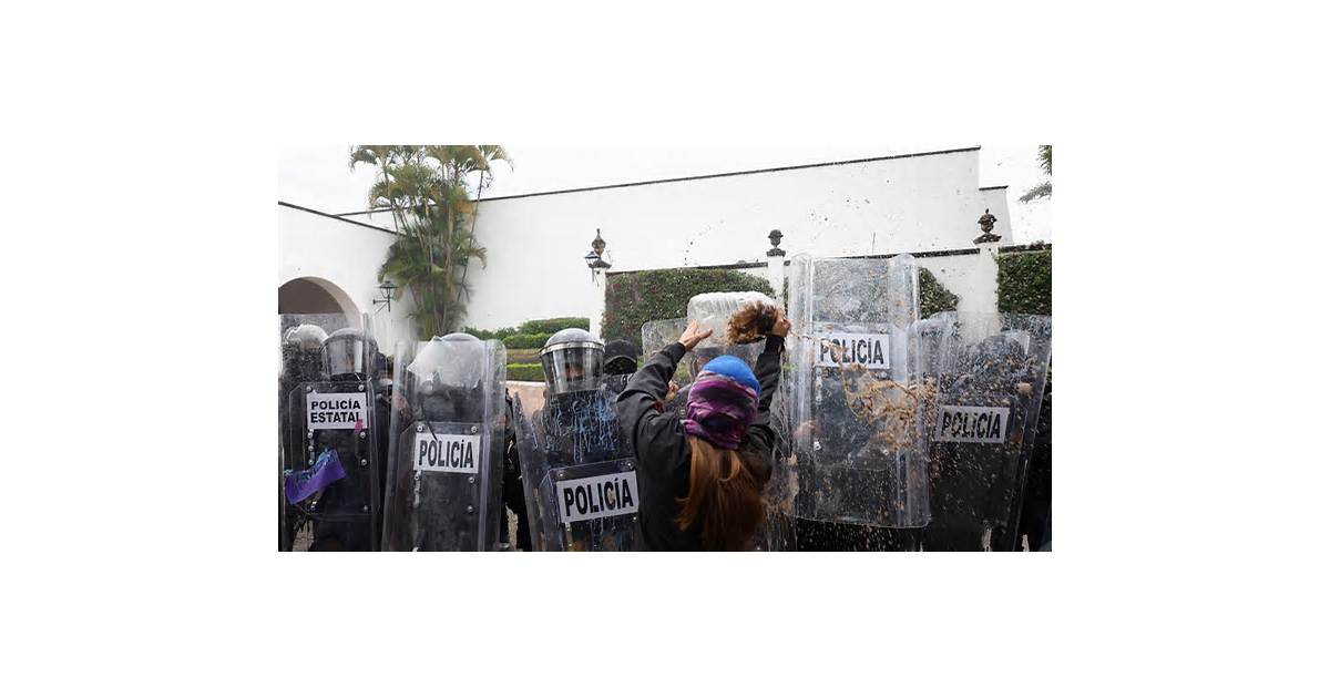 Worsening water crisis sparks protests in Mexico's Guadalajara