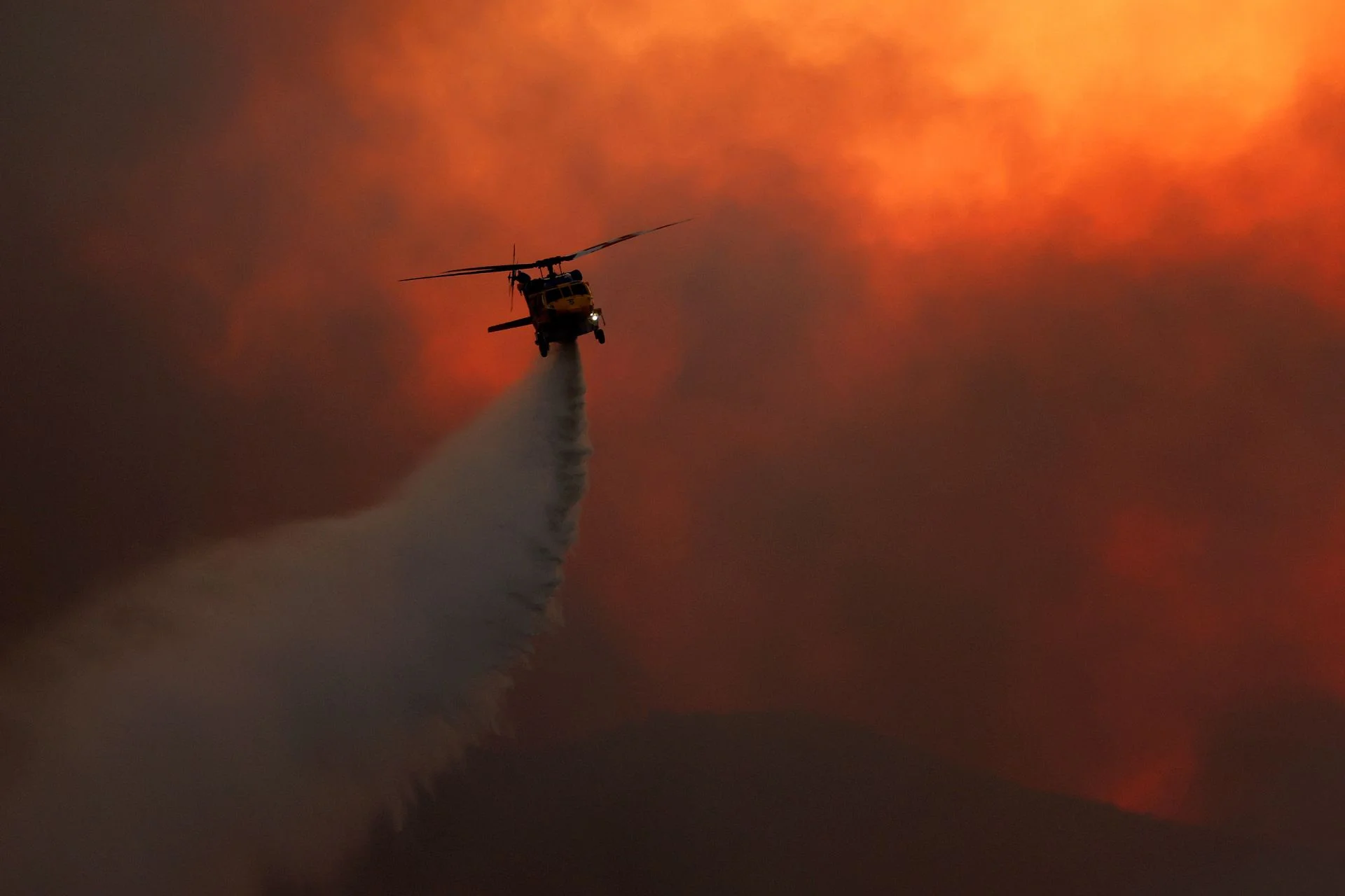 Santa Ana Winds Reignite Wildfire Season in Southern California