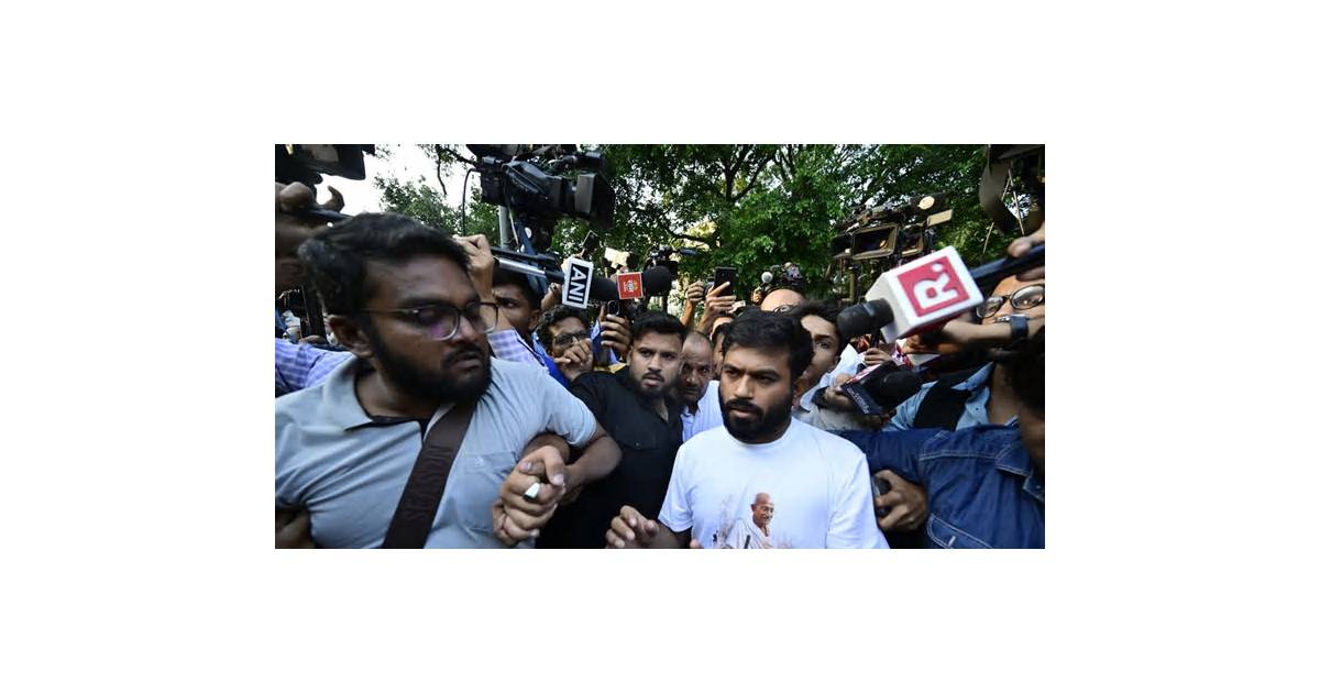 India’s ‘Cockroach’ Protest Leader Faces Court in Voter-List Row