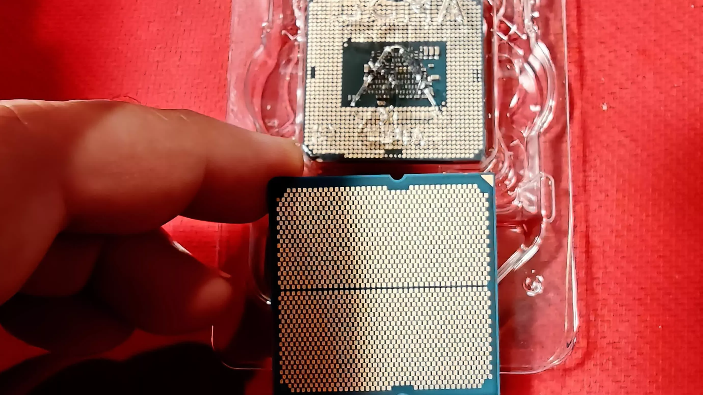Amazon return scammers may be delidding CPUs, a suspected fake Ryzen suggests
