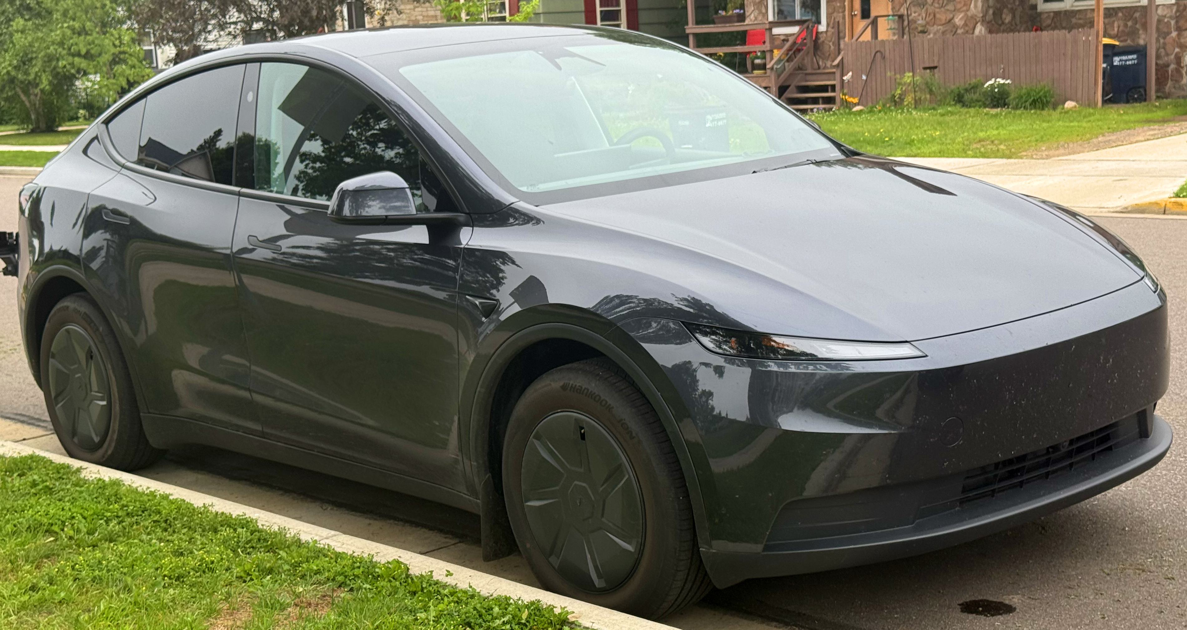 Tesla Implements New Accident-Avoidance Automation, But Millions of Tesla Customers Don’t Have Access To It