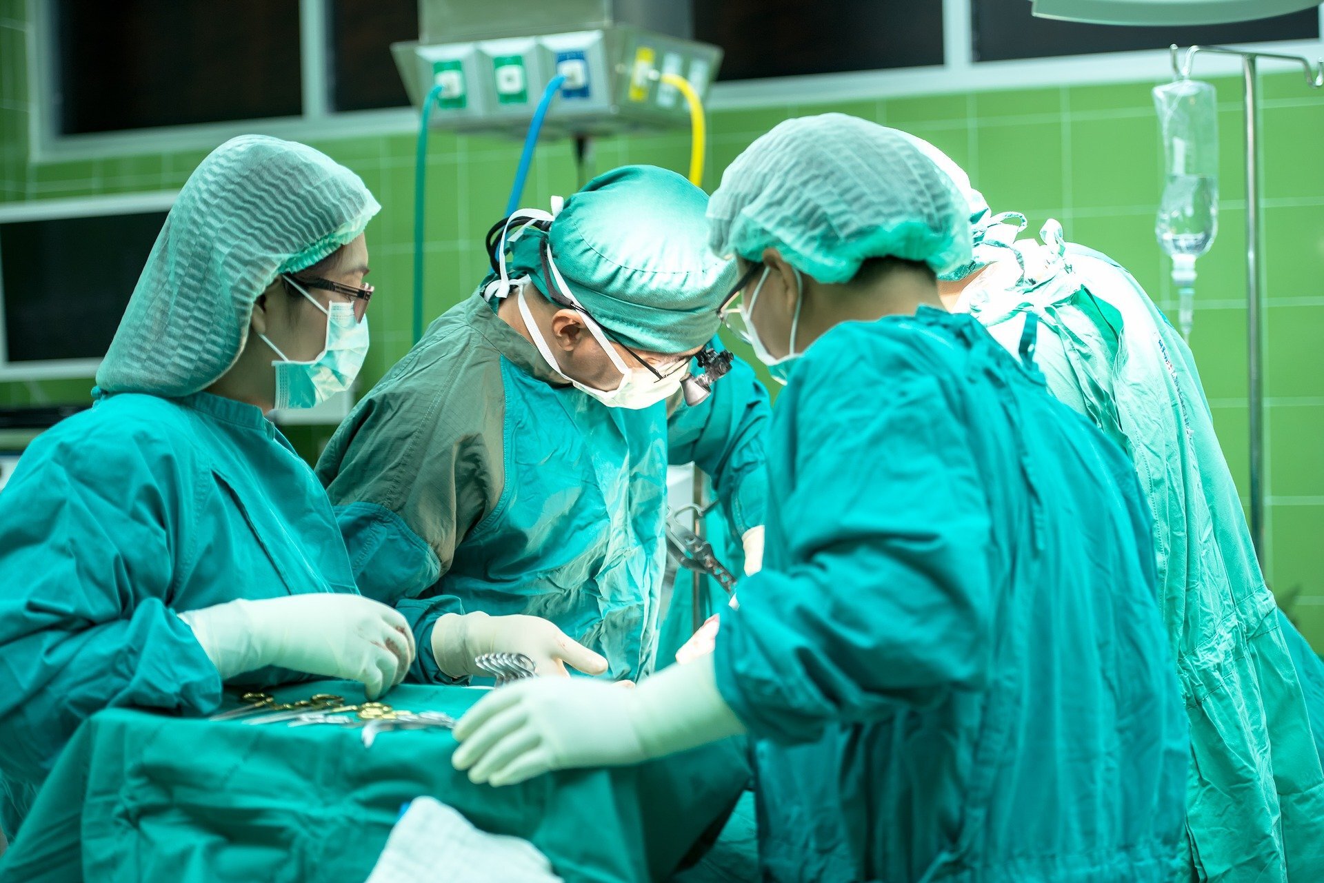 GLP-1 drugs linked to lower risk of serious heart-related complications and infections after surgery