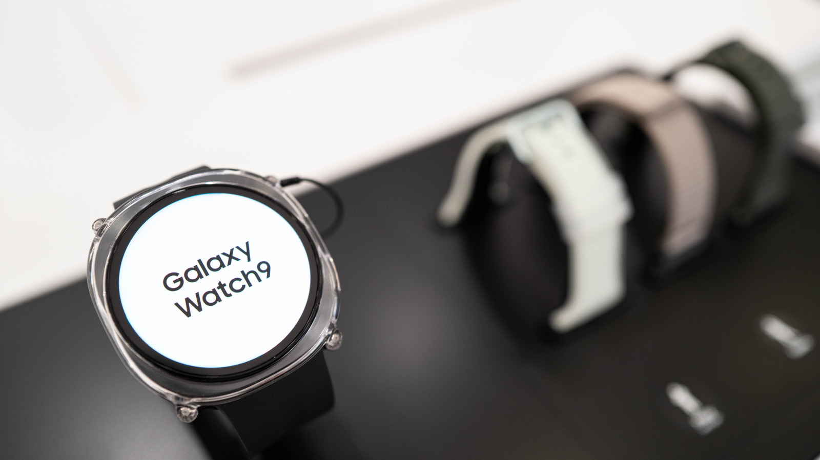What does the orange dot on your Samsung Galaxy Watch mean?