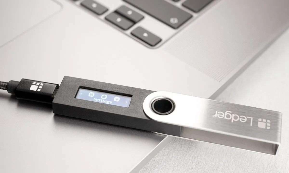 Crypto Hardware Wallets Become New Entry Point for Hackers