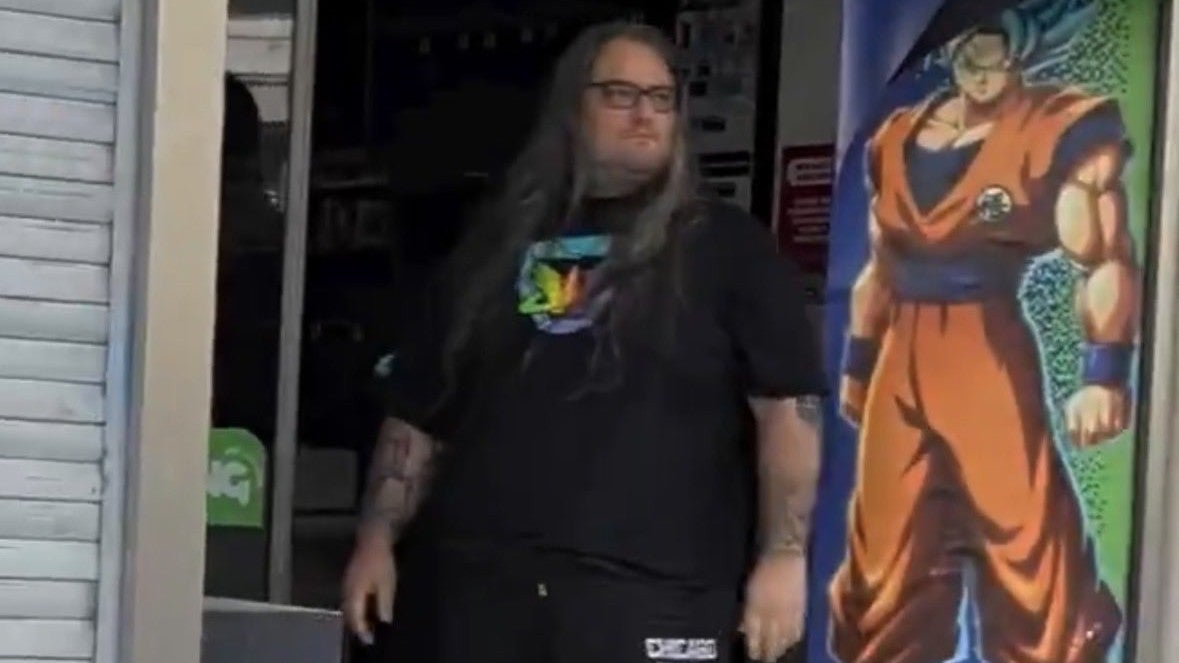 French Game Store Employee Goes Viral for Defending the Door During Riots