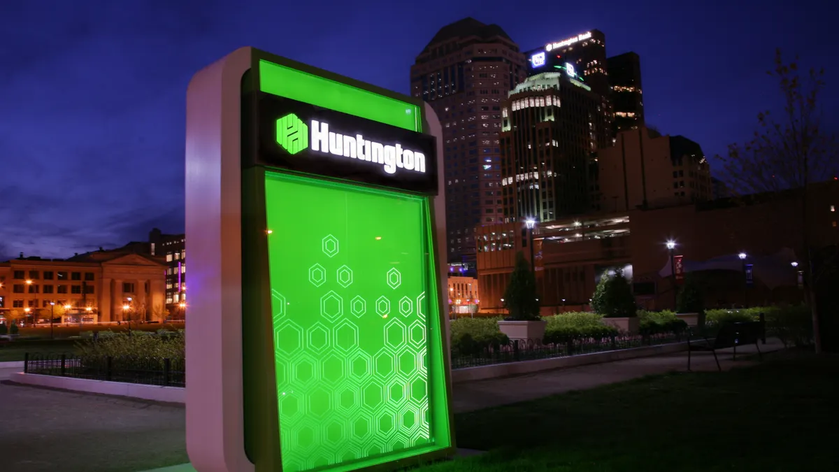 Huntington launches small-biz operating platform