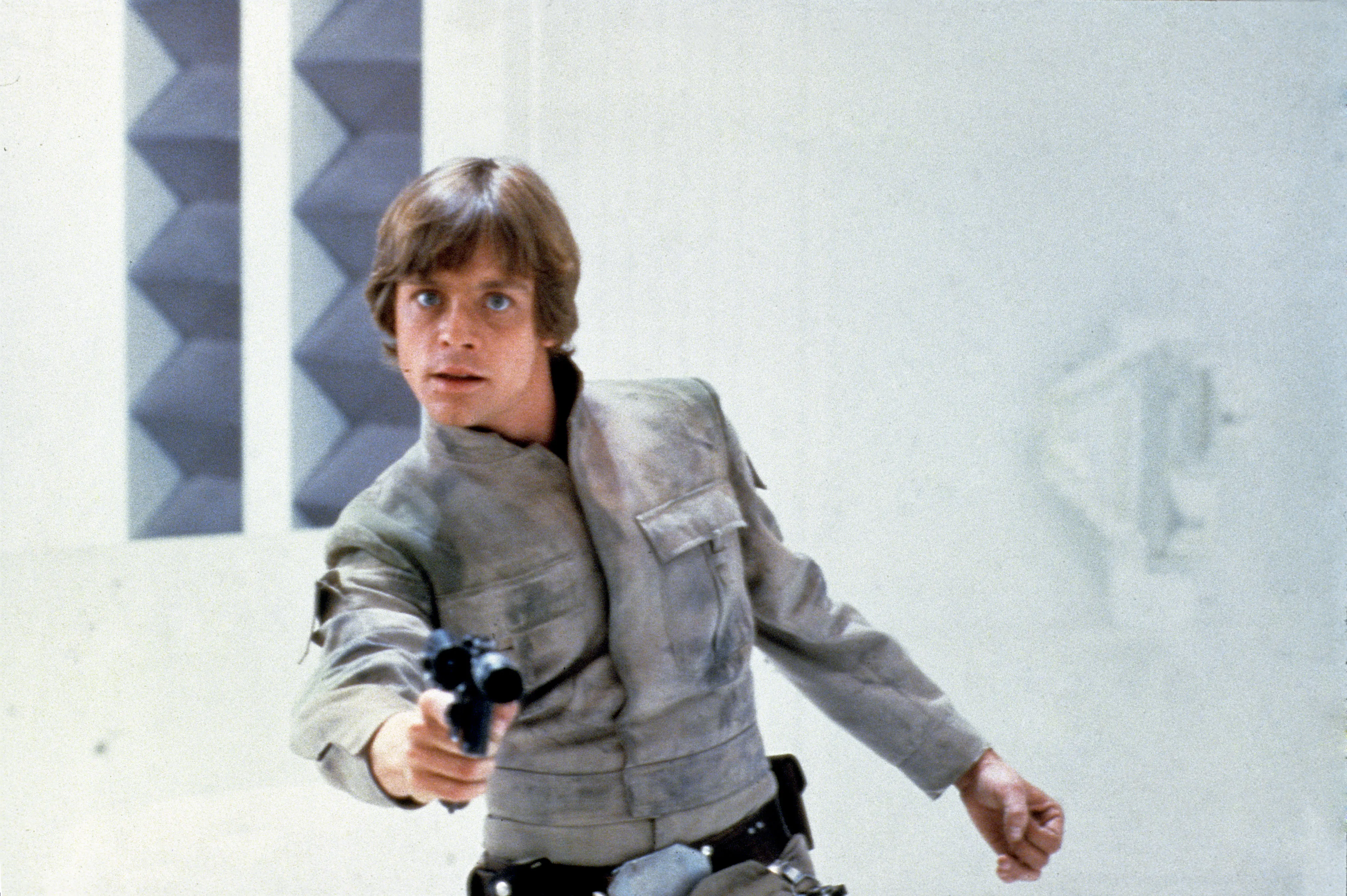 Star Wars Book Officially Solves Luke Skywalker's Most Iconic Mystery