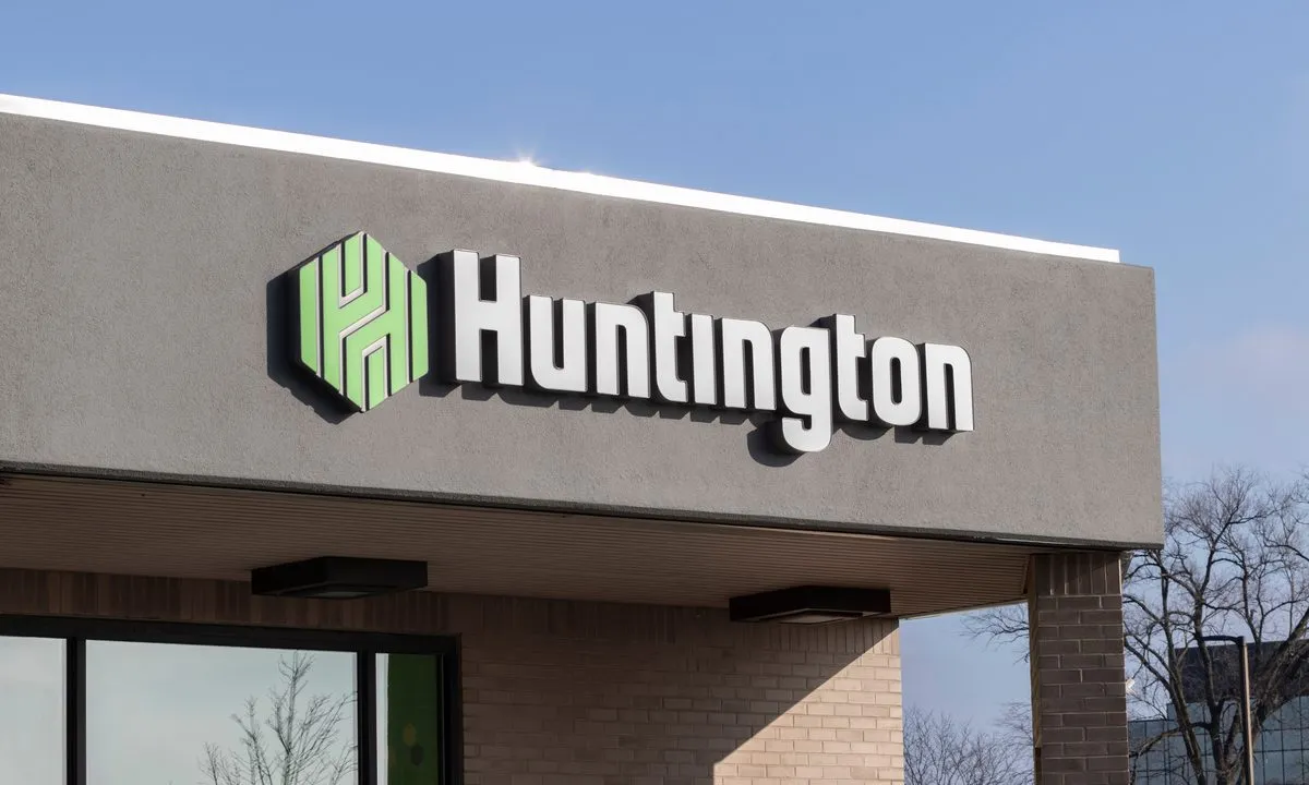 Google Helps Huntington Bank Deploy AI-Powered Operating System