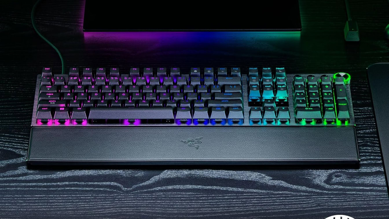 Razer’s fastest Huntsman keyboard drops back to all-time low