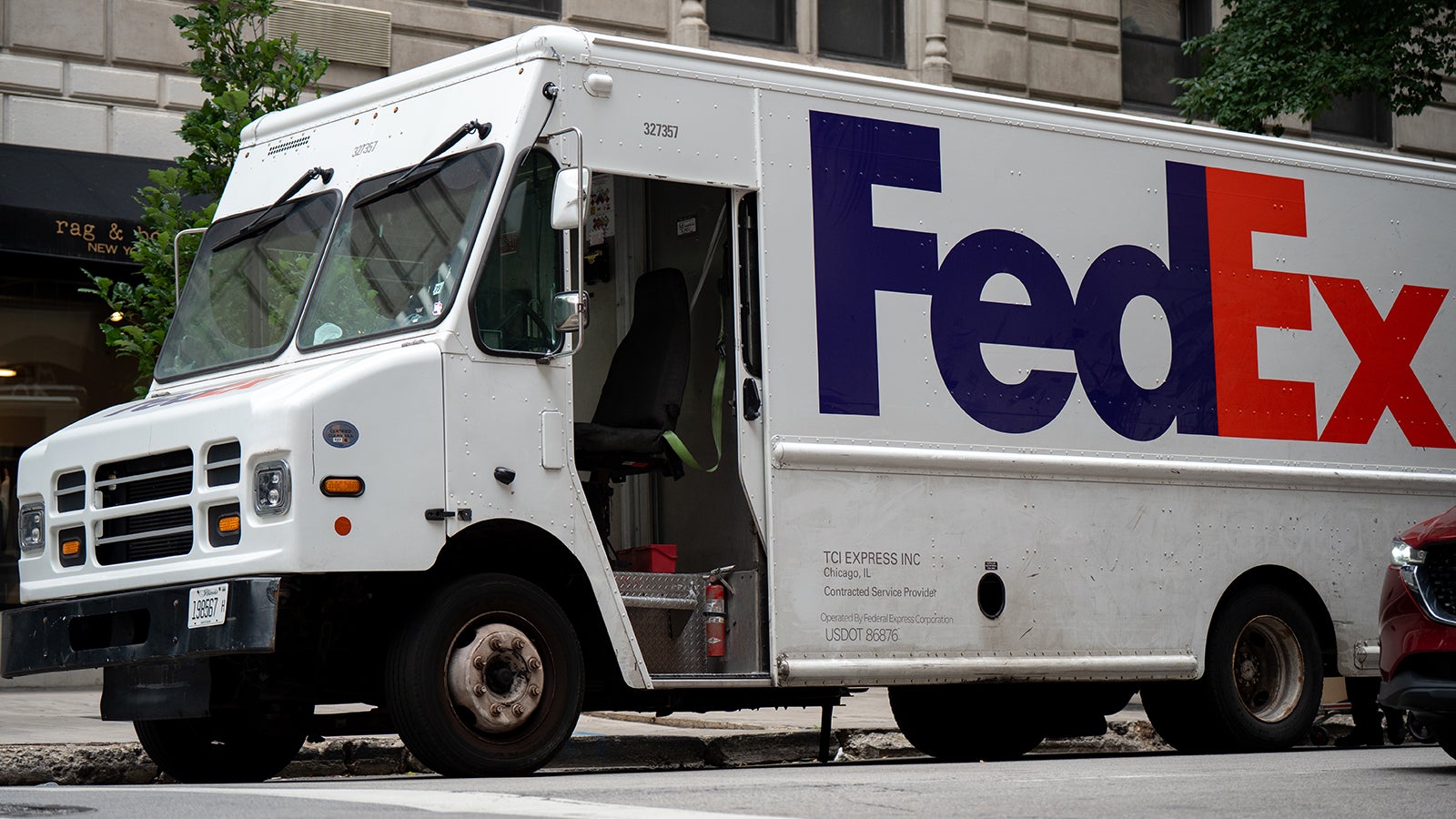 PSA Responds After More Than $100,000 Worth of Graded Trading Cards Stolen from FedEx Truck