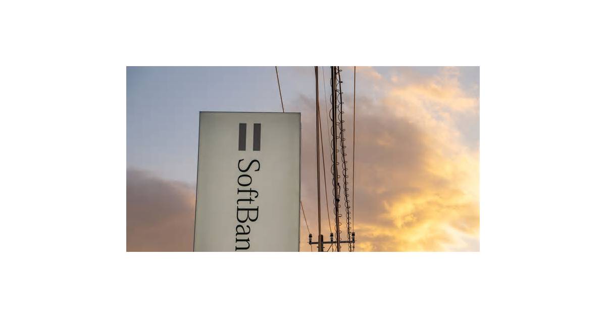 SoftBank Group Credit Risk Hits 4-Year High on AI Funding Strain