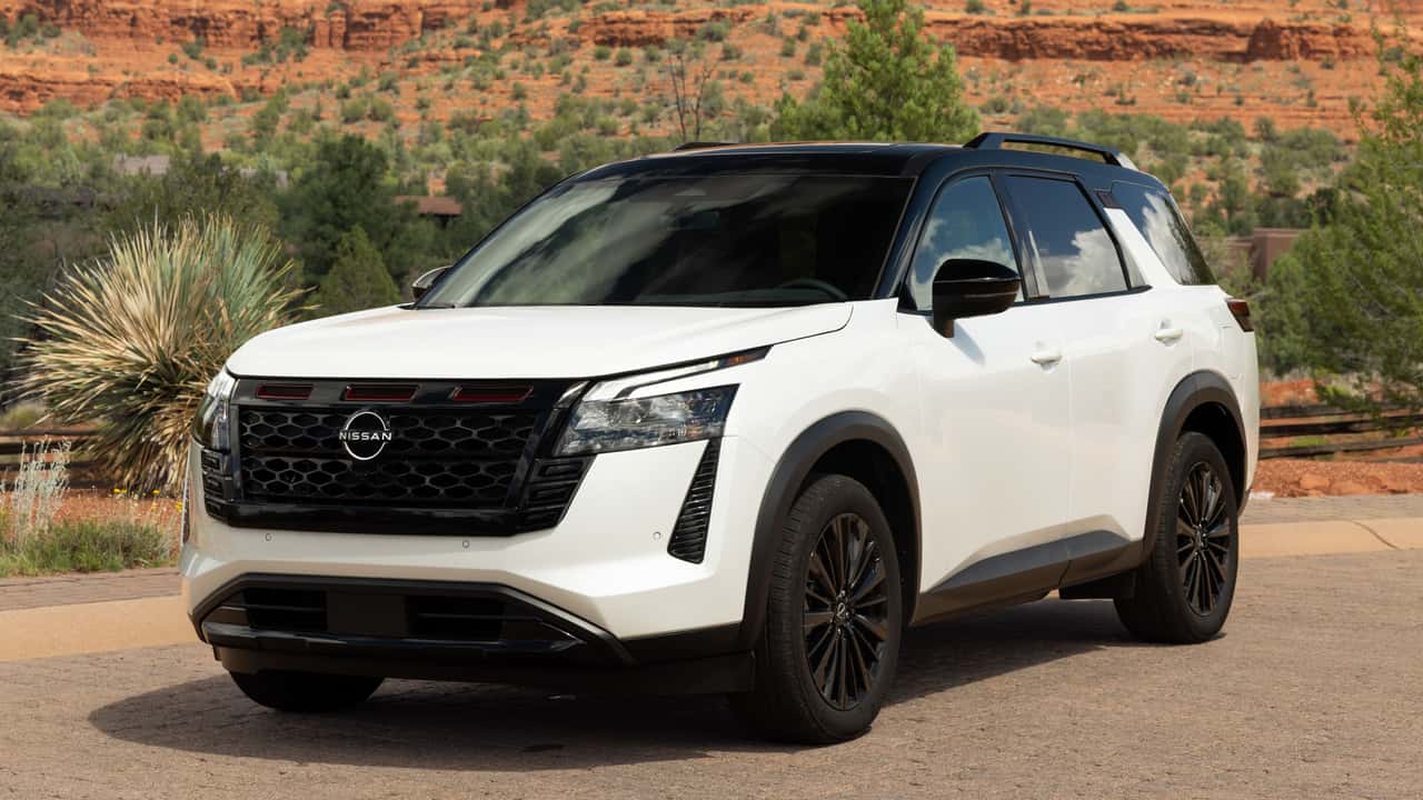 2027 Nissan Pathfinder Gets A Retro Throwback To Its 1987 Roots