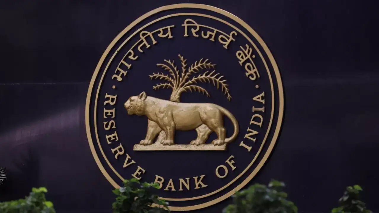 How RBI’s rupee defence creates fresh costs for banks, importers and borrowers