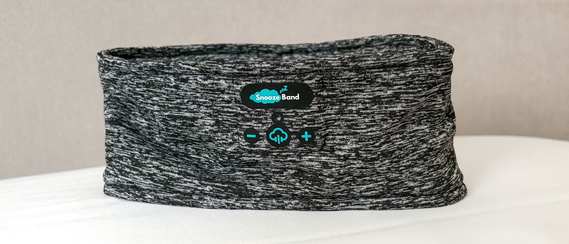 I tested the Snoozeband Original with built-in speakers — and it transformed how fast I fall asleep