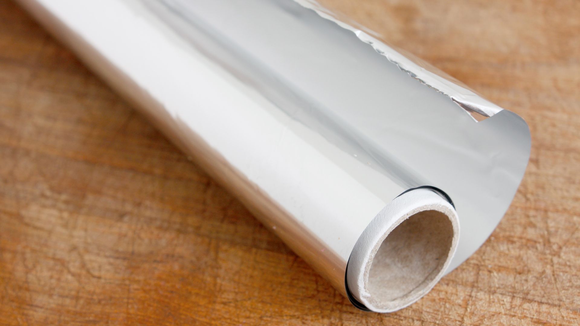 The aluminum foil trick that saves your kitchen drawers — and cuts down on cleaning time