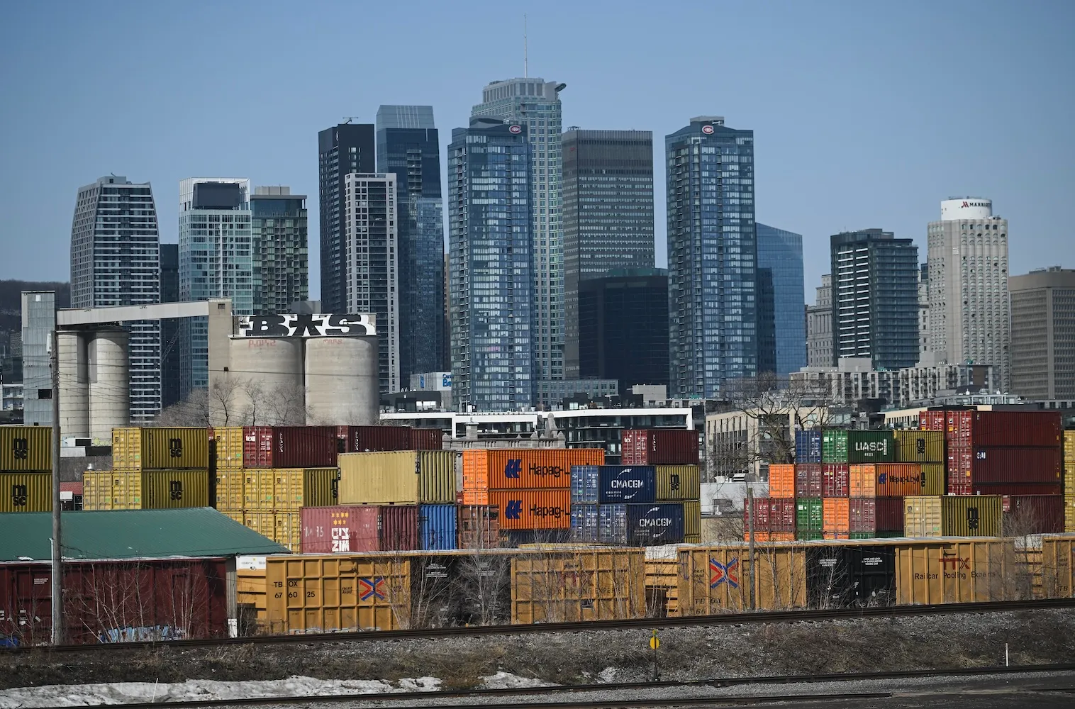 Montreal Dockworkers Get 5-Year Contract After Arbitration Ends Long Dispute
