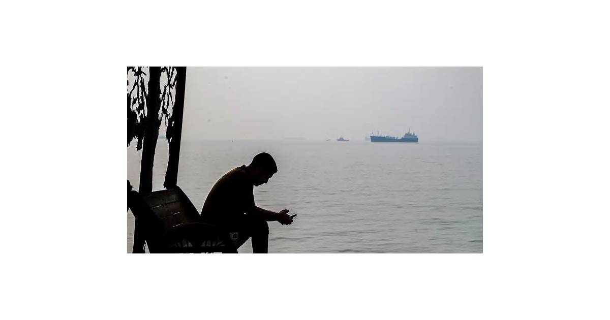 Iran Strikes More Ship Engine Rooms in Ramp-Up of Hormuz Attacks