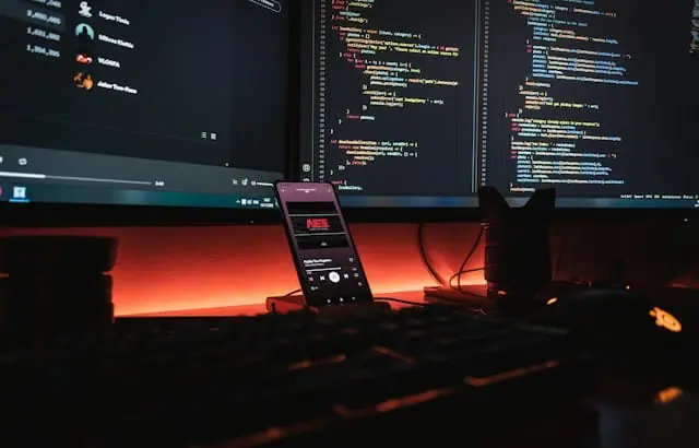 Hyperlayer raises £19.5m to speed up bank modernisation