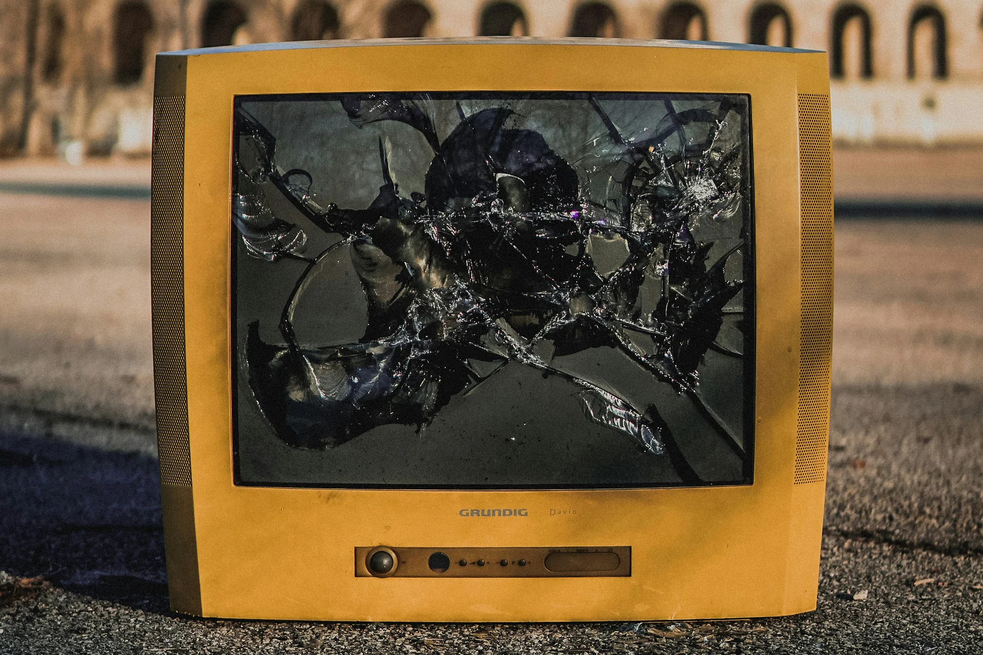People Using AI to Make Smart TVs Dumb Again Is the Most 2026 Thing Ever