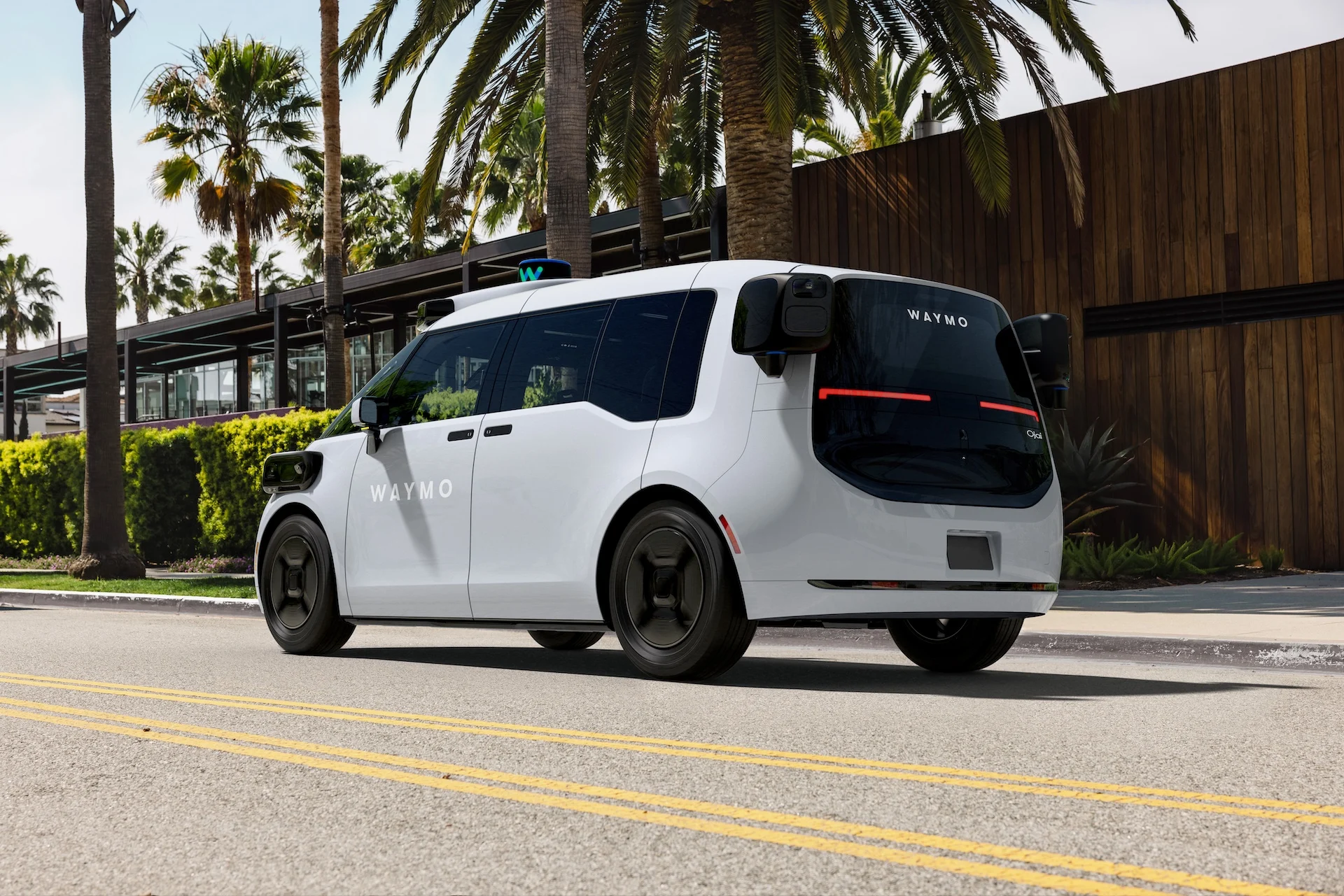 Waymo Reportedly Plans to Put 20,000 Robotaxis on the Road by the End of 2027