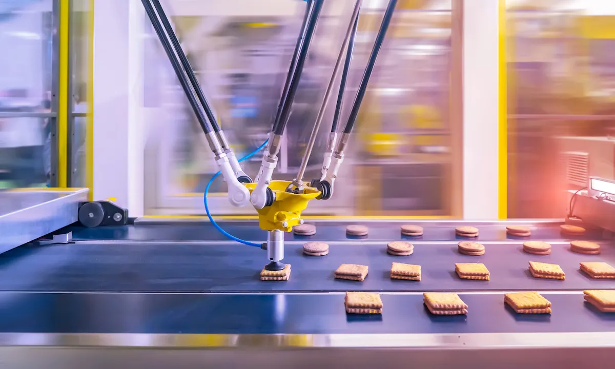 Robot Arms Finally Crack the Meal Assembly Line