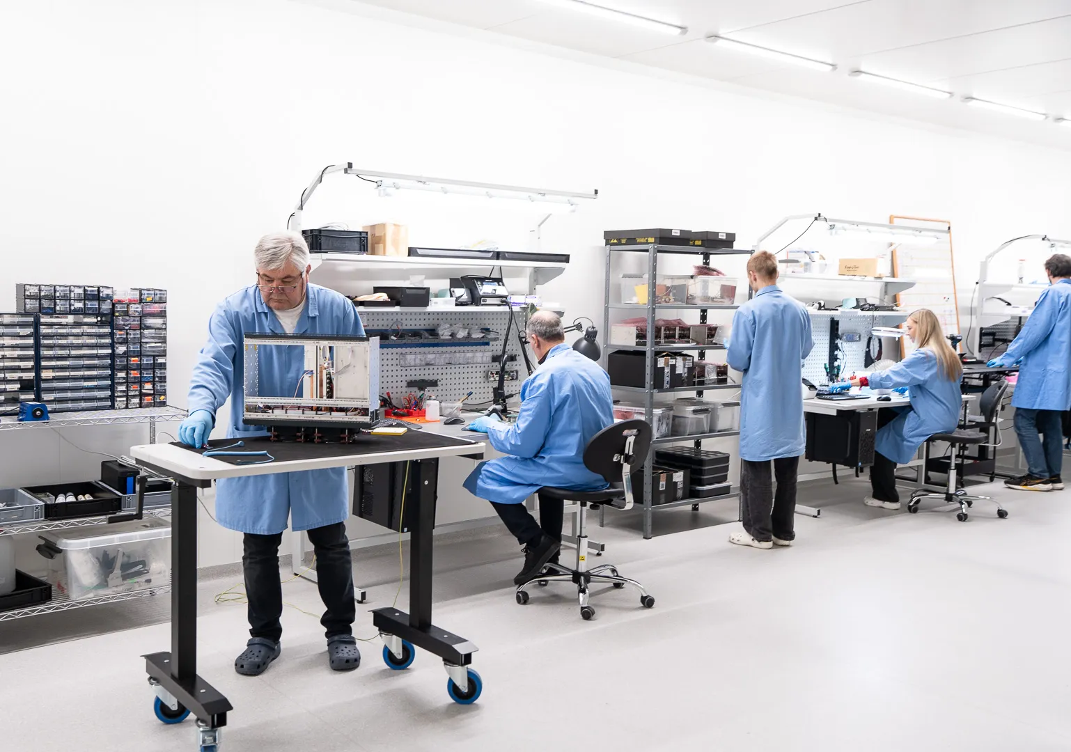 Lithuanian firm bets on automating tech to produce 3,000 lasers a year