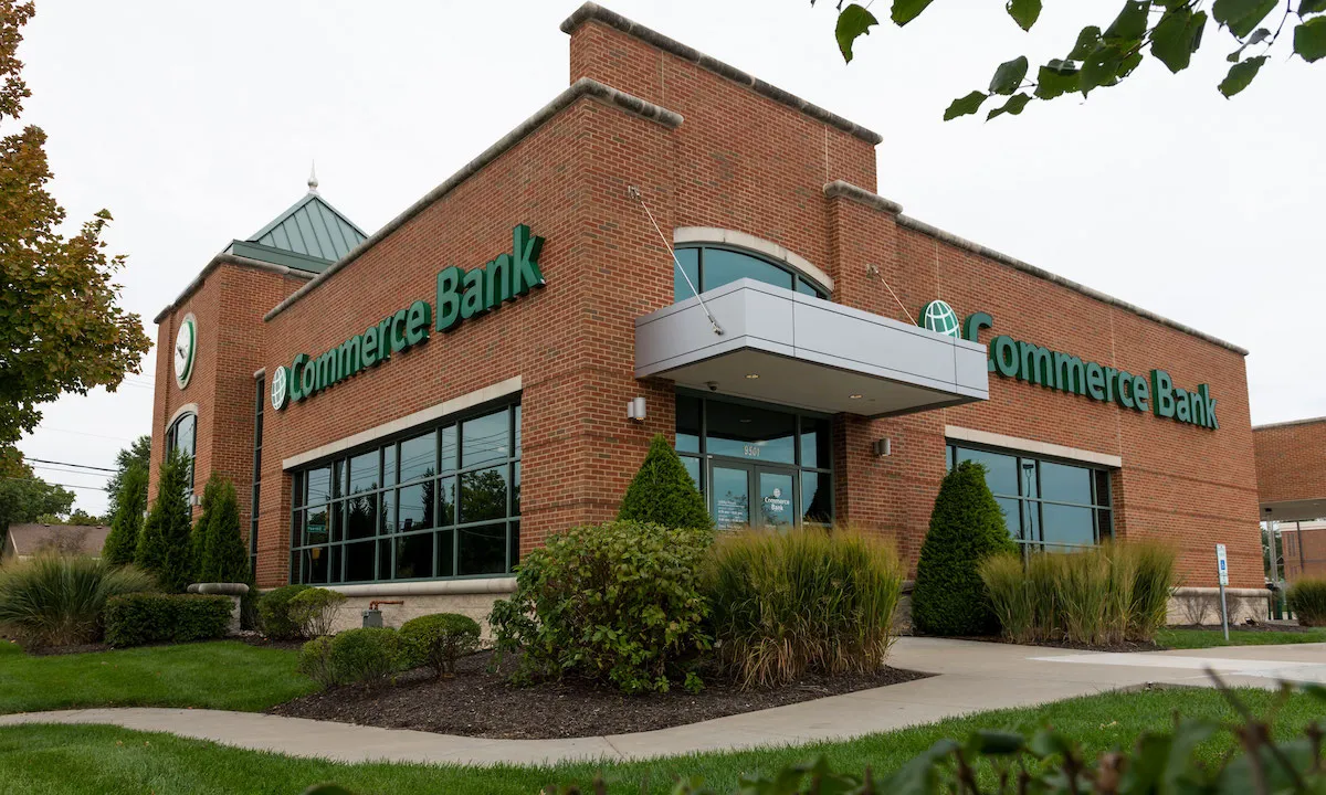 Commerce Bancshares Net Income Rises as Acquisitions Expand Investment Banking and Wealth Services