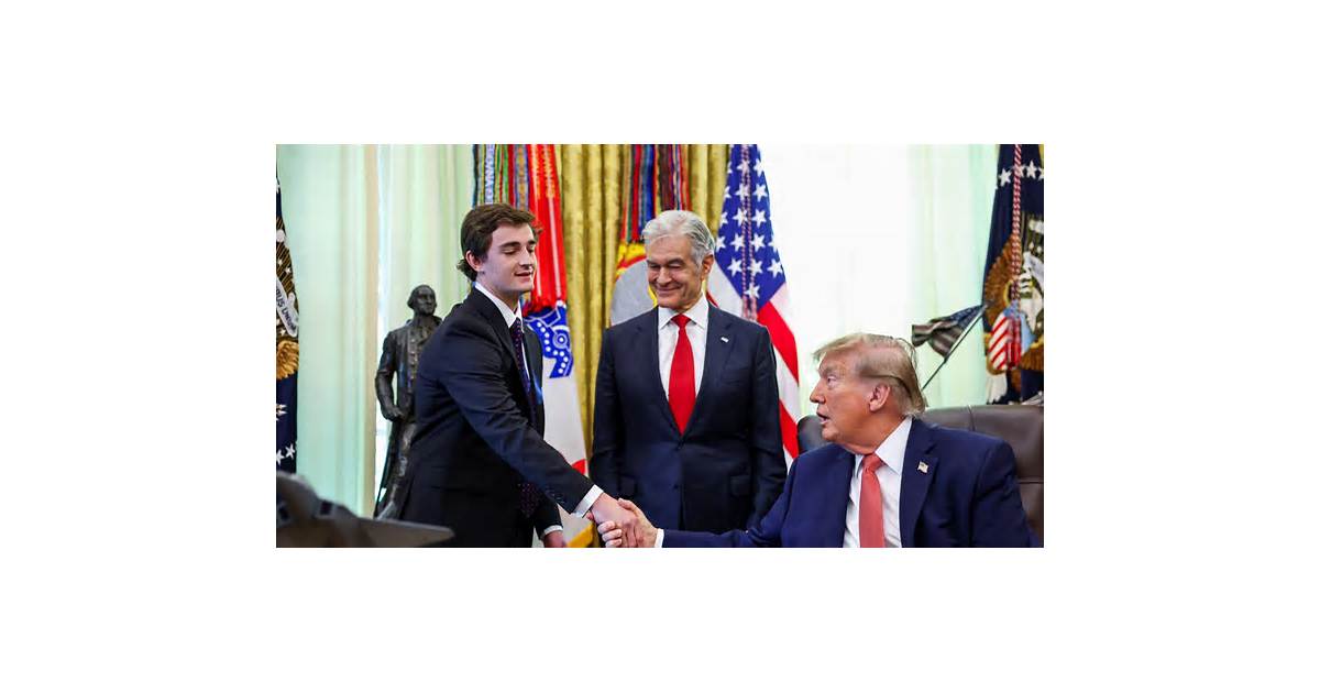 Trump promises cash for fraud tips as he awards right-wing YouTuber