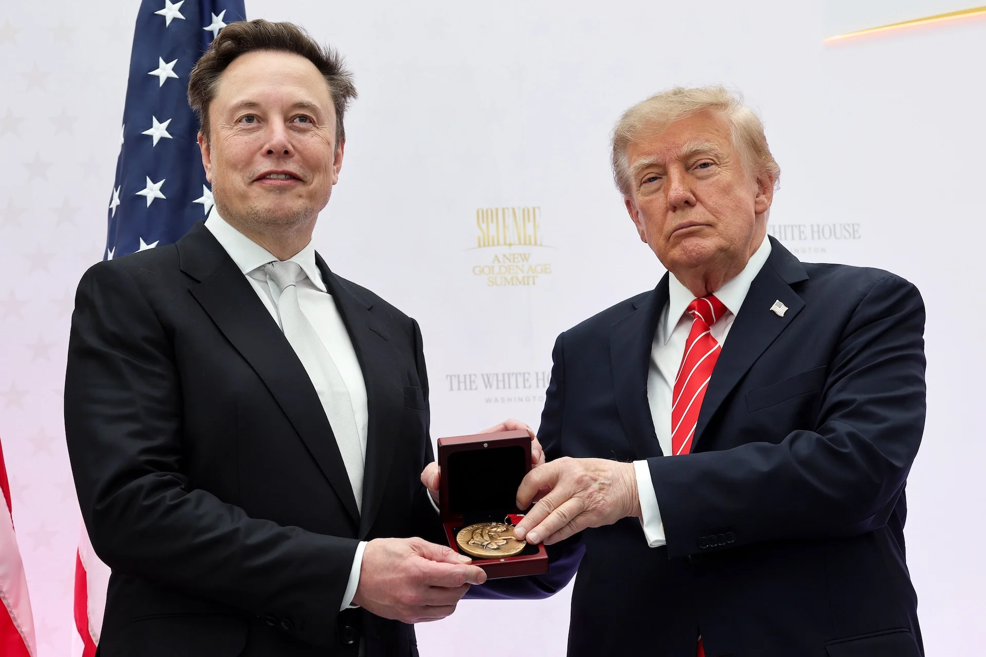 WSJ Claims Elon Musk Ordered the Throttling of Starlink Tech for Ukraine