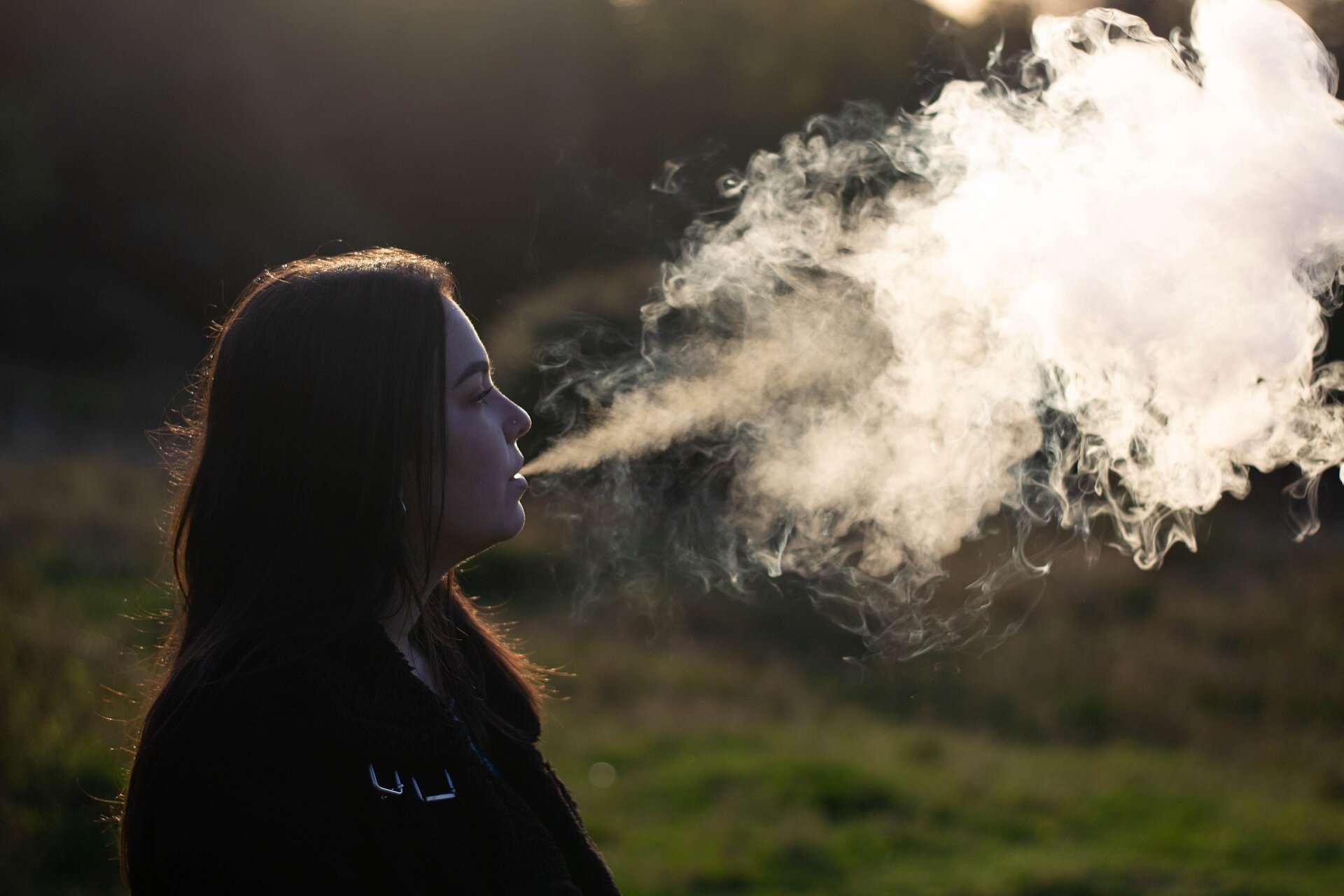 High-nicotine e-cigarettes linked to rising nicotine dependence among young adults