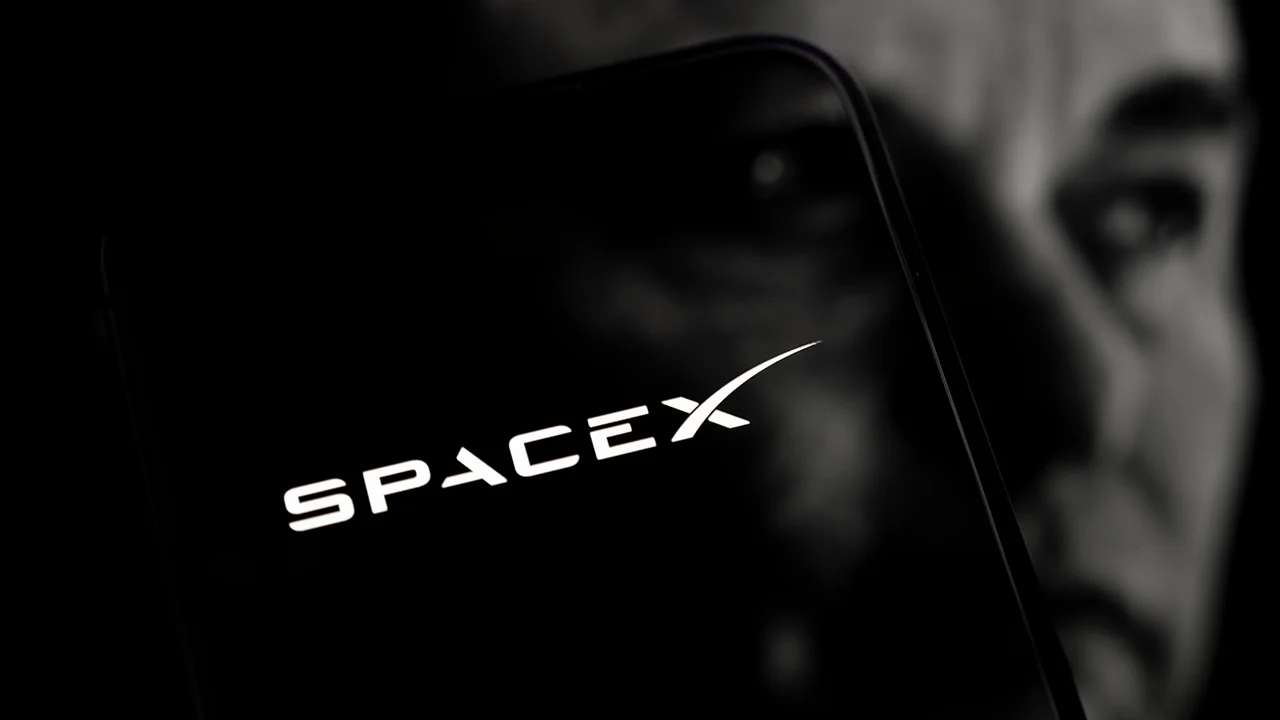 Musk’s SpaceX Earnings Rocket Higher as Bitcoin Stash Holds Firm