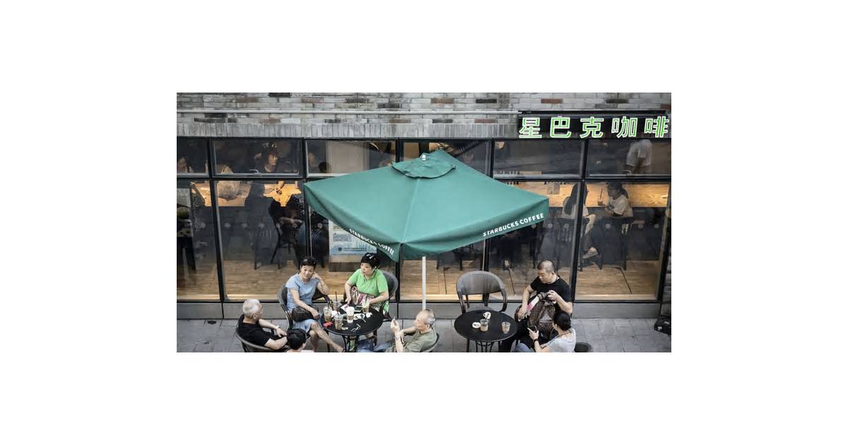 Starbucks China Will Require Purchases to Sit in Its Cafes