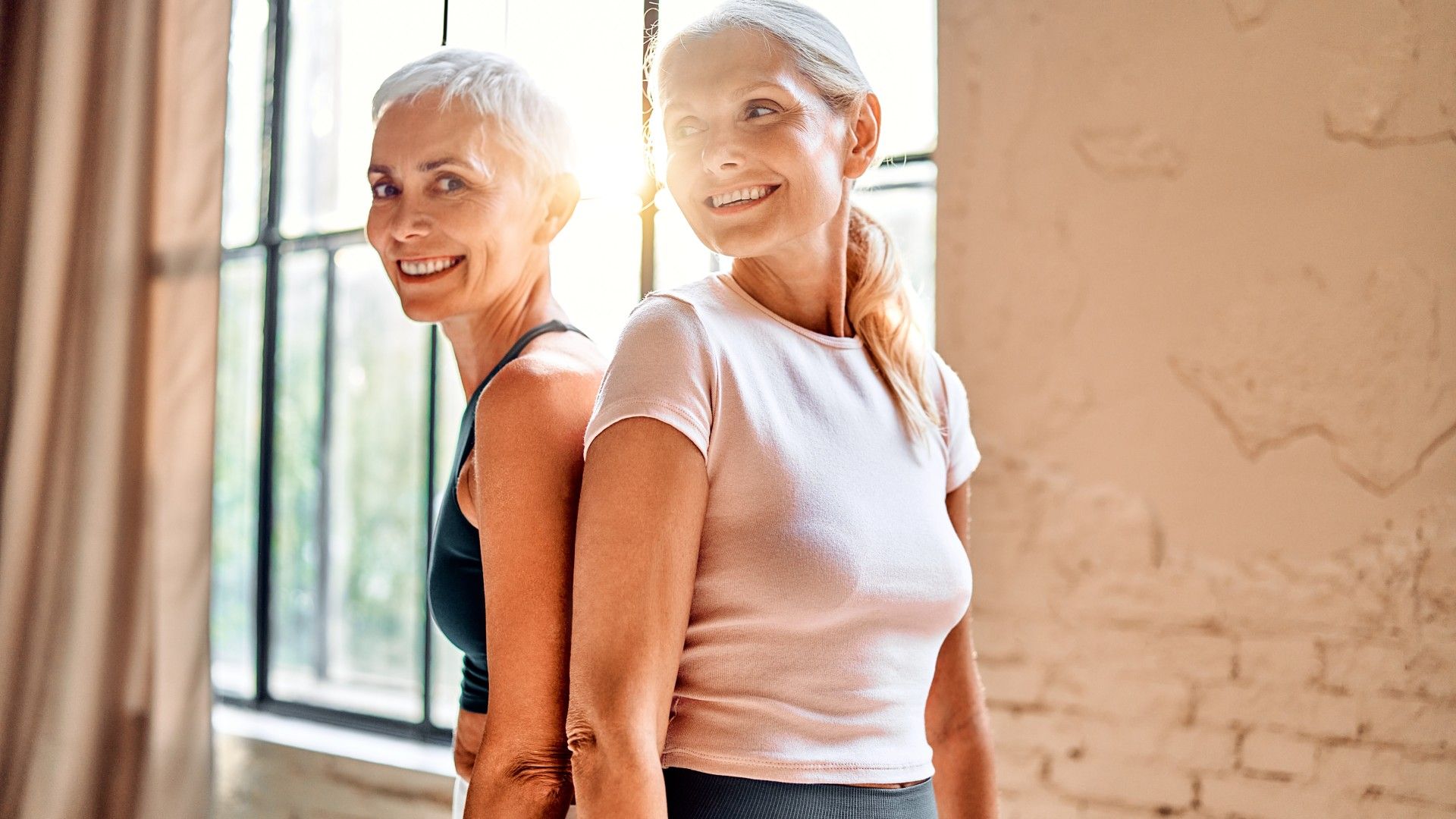 I’m a personal trainer — this is the one mobility exercise everyone in their 50s should do every single day