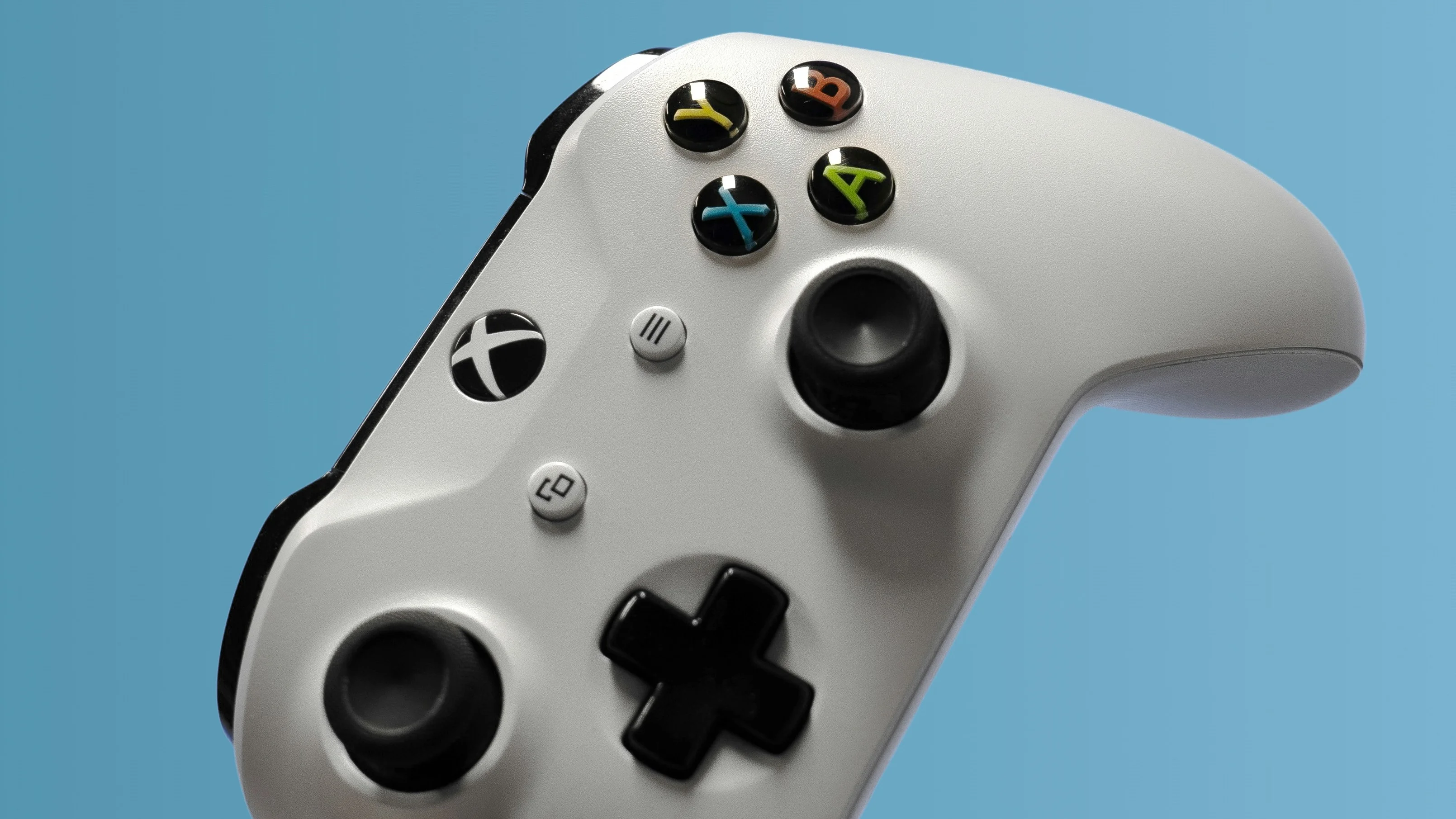 Project Helix reportedly launching in late 2028, projected to cost between $1,200 and $1,800